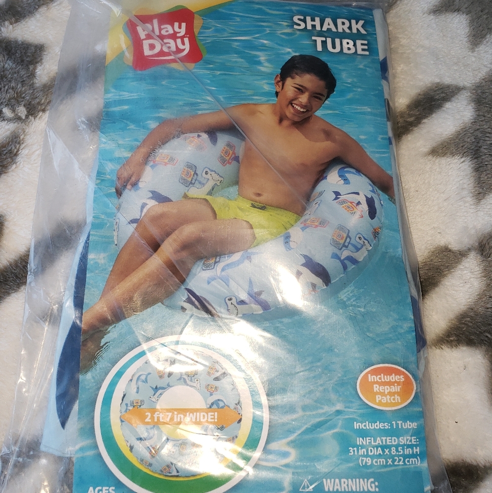 Play Day Shark Swim Tube Pool Float,Blue, for Kids and Adults, Unisex
